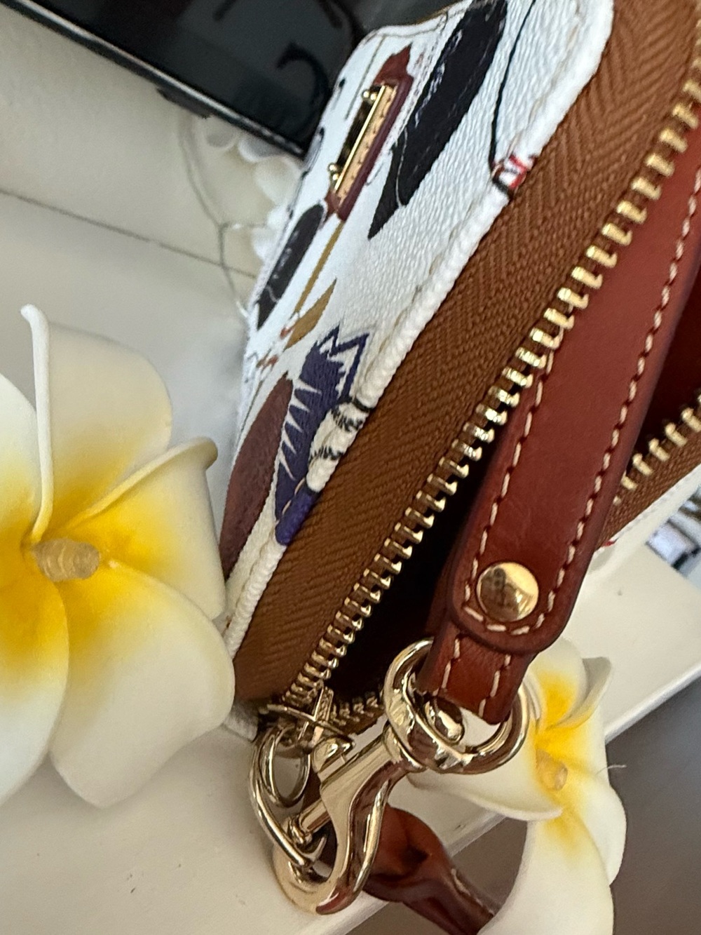 Dooney & Bourke baseball Colorado Rockies zip around wallet wristlet LTD ED - Picture 14 of 15